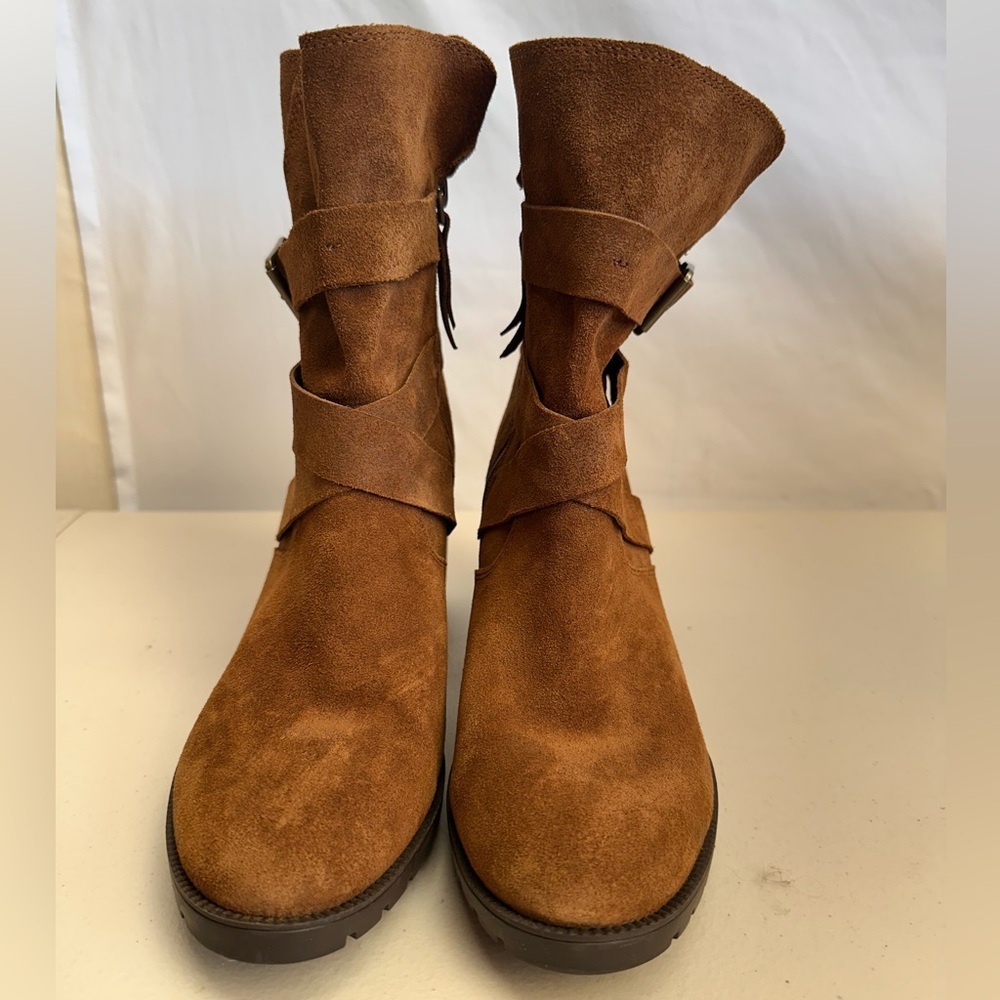 Clarks Brown Suede Leather Ankle Boots Block Heel Wrap Strap – Size 9.5M - Picture 5 of 8